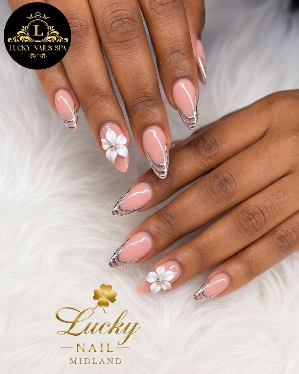 Lucky Nails and Spa nail photo 3